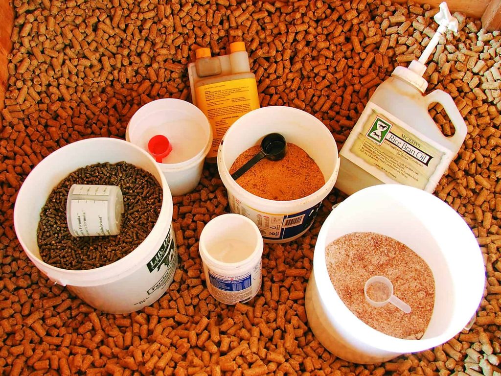 مکمل ها و تغذیه, اسب رویال: بازار اسب ایران